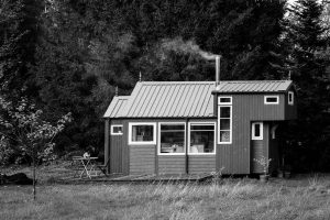 tiny house scotland logo